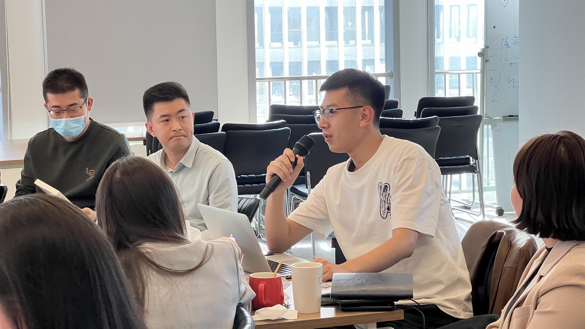 读书分享会现场 (4).JPG 读书分享会现场 (4).JPG